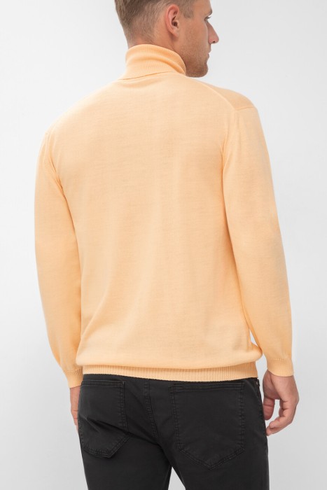 водолазка  от бренда ramsey вид слева