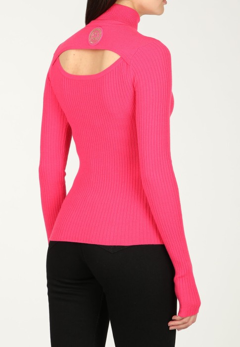 Товар розового цвета с внутренней стороны