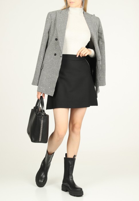 водолазка  по цене 39830 руб вид справа