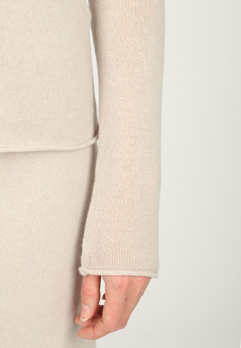 водолазка  из проверенных материалов спереди