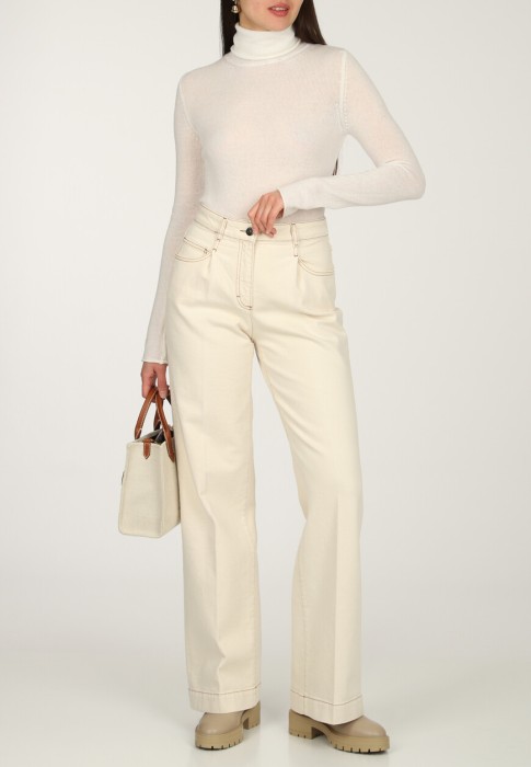 водолазка  по цене 39130 руб вид справа