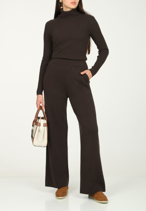 водолазка  из германии вид сбоку