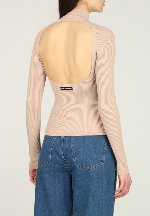 Товар розового цвета с внутренней стороны