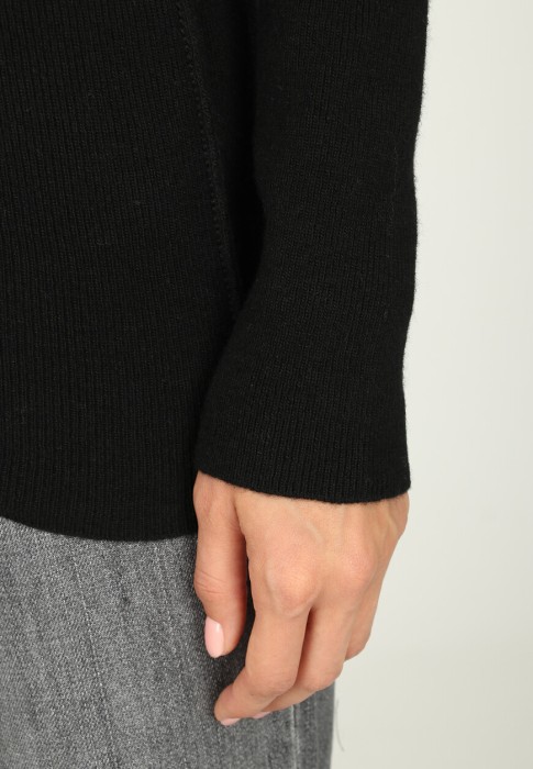 водолазка  универсального стиля с лицевой стороны