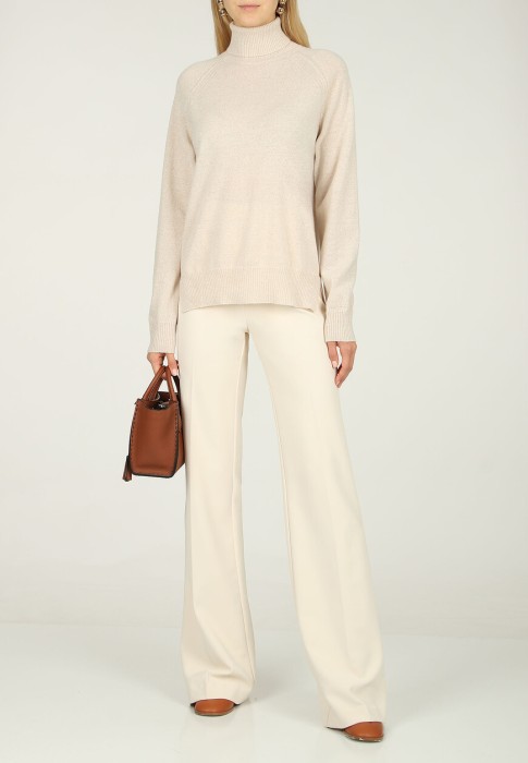 водолазка  от бренда twinset milano вид слева