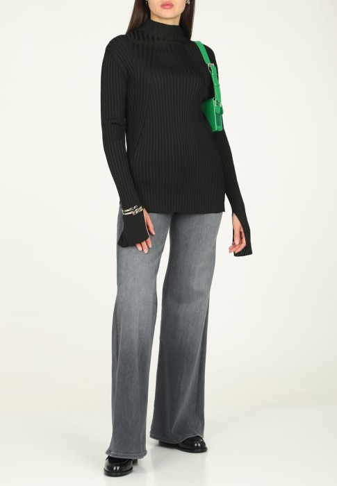 водолазка  по цене 53130 руб вид справа