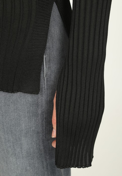 водолазка  из проверенных материалов спереди