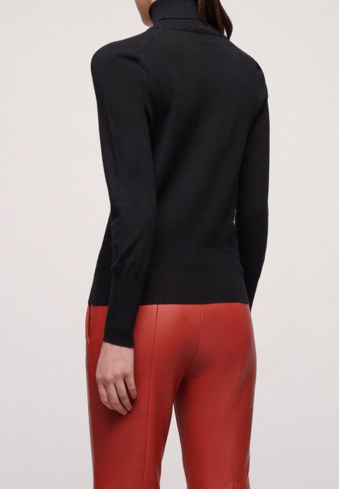 водолазка  из италии вид сбоку