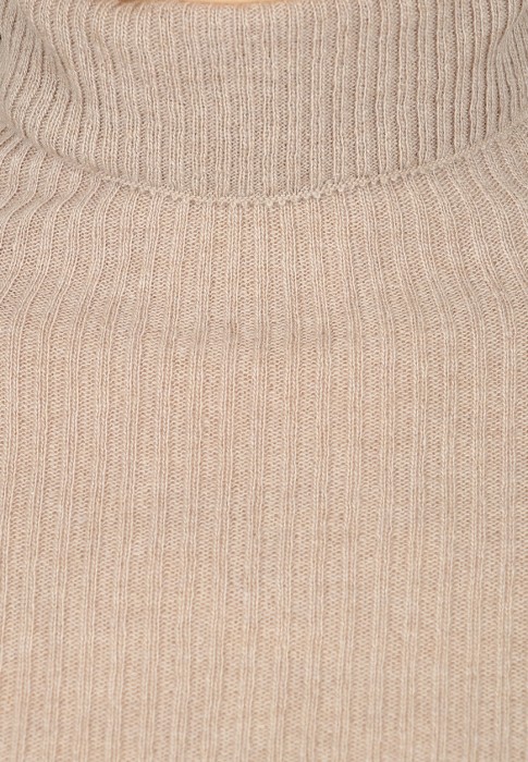 водолазка  из проверенных материалов спереди