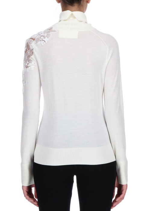 водолазка  по цене 115325 руб вид справа