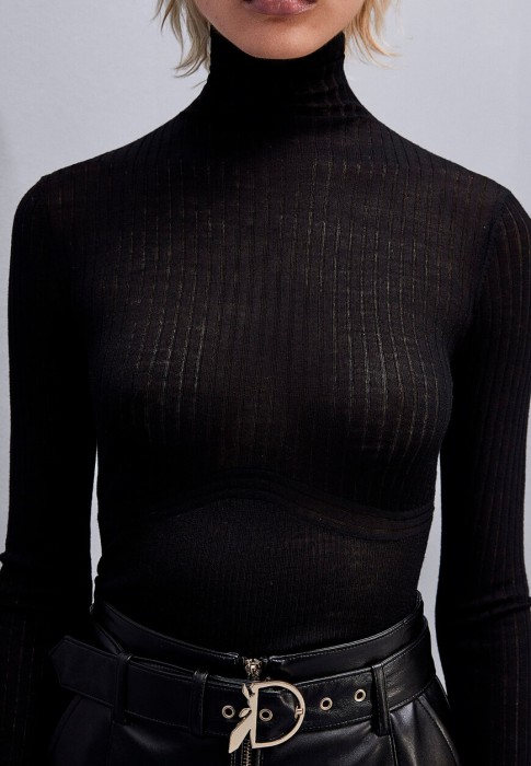 водолазка  из проверенных материалов спереди