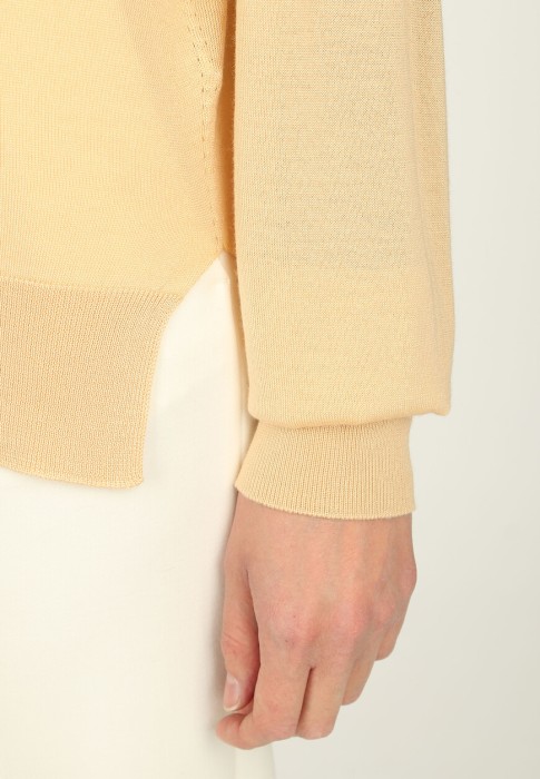 Продукция для женщин фото