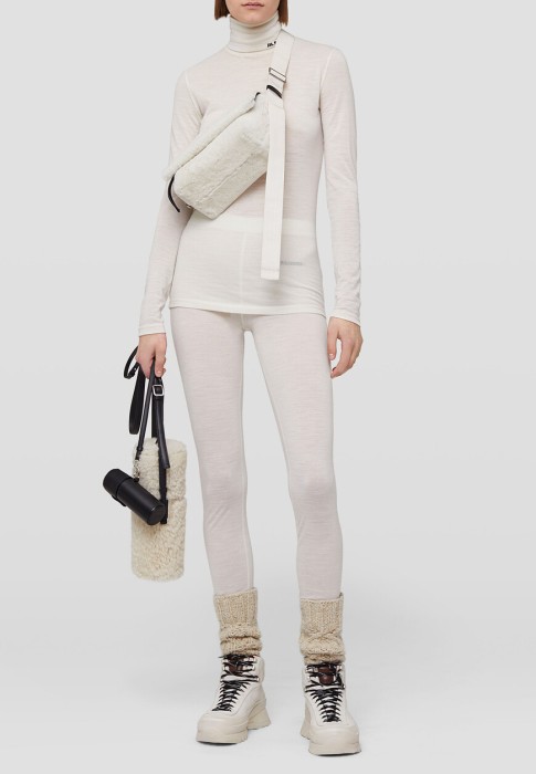 Товар с артикулом J40GC0020 вид сзади