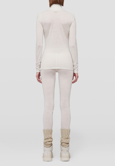 водолазка  из германии вид сбоку