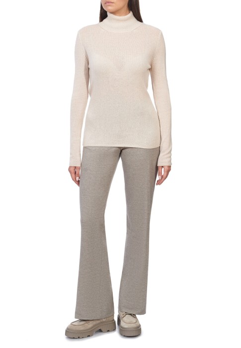 водолазка  от бренда eleventy вид слева