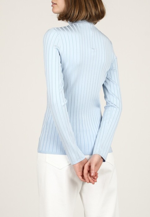 водолазка  из франции вид сбоку