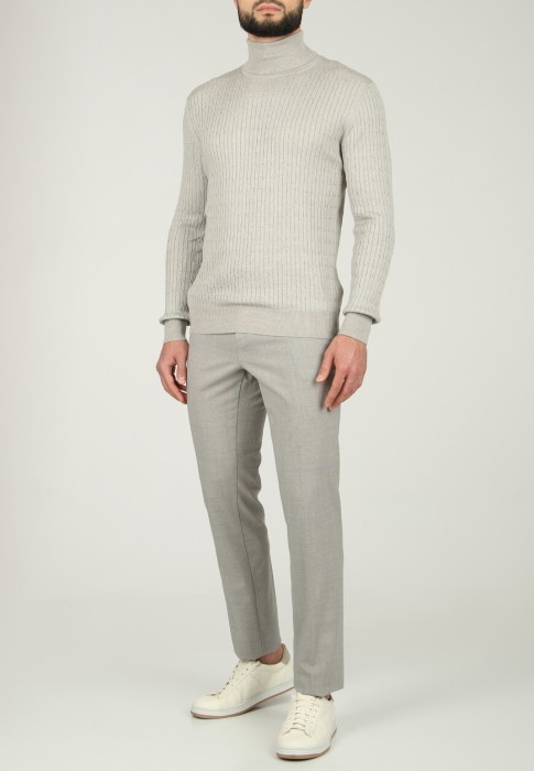 водолазка  по цене 55055 руб вид справа