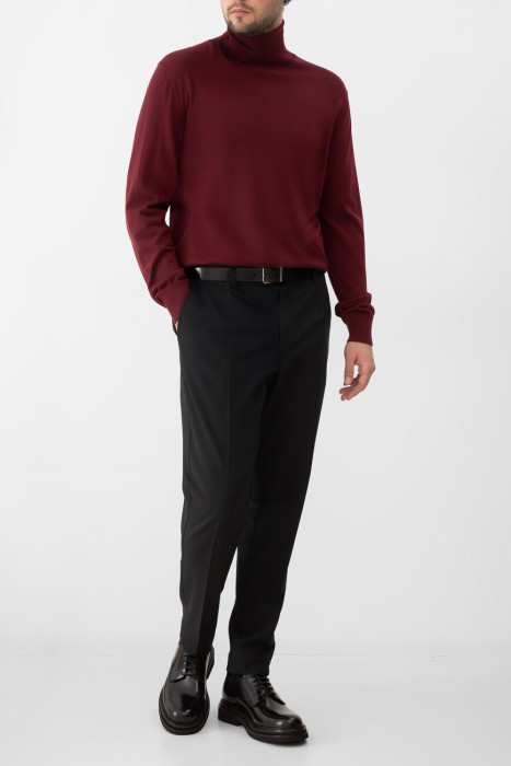 водолазка  из шерсти спереди