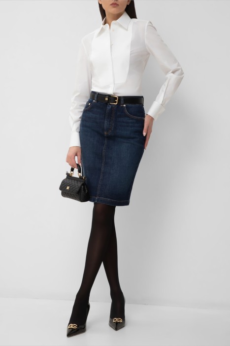 Товар синего цвета с внутренней стороны