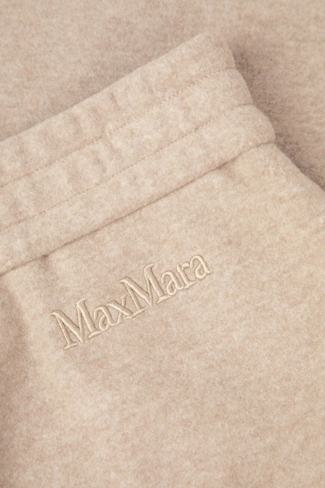 Продукция для женщин фото