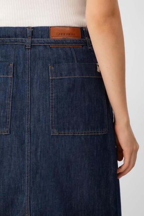 Товар синего цвета с внутренней стороны