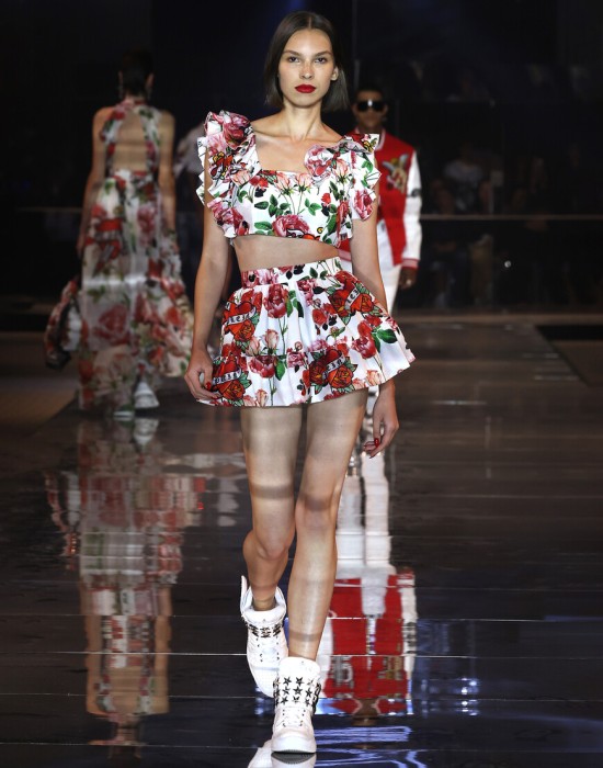 Продукция для женщин фото