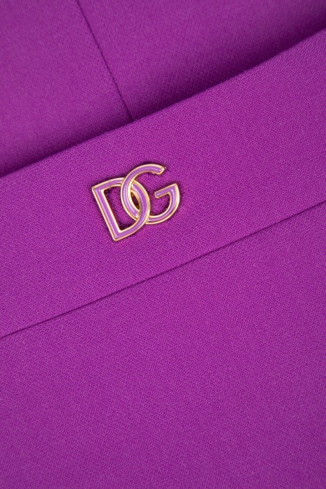 Товар фиолетового цвета с внутренней стороны