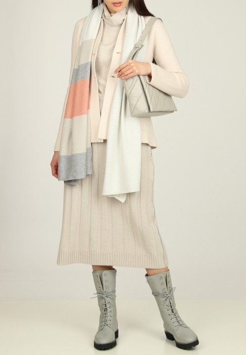 юбка  по цене 49630 руб вид справа