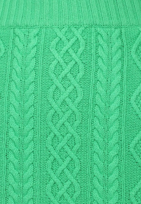 Товар зеленого цвета с внутренней стороны