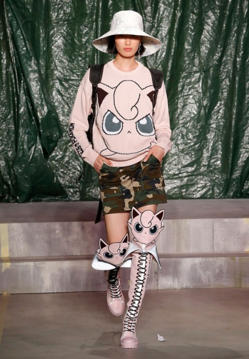 Продукция для женщин фото