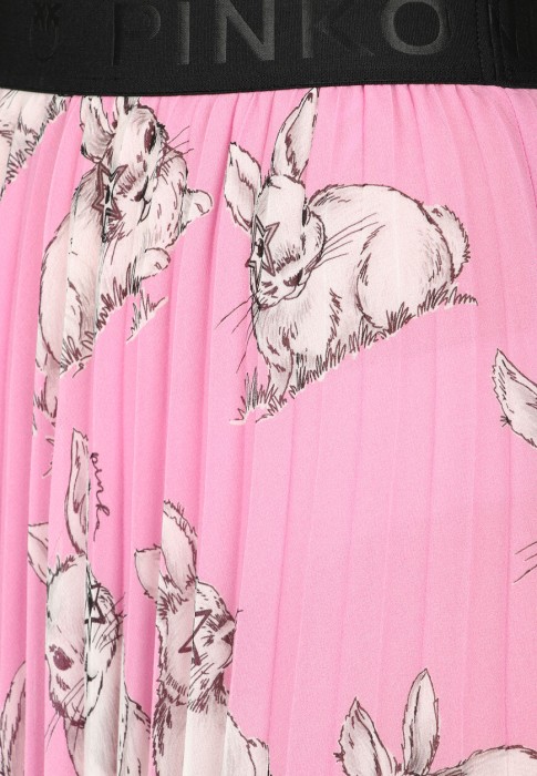 Товар розового цвета с внутренней стороны