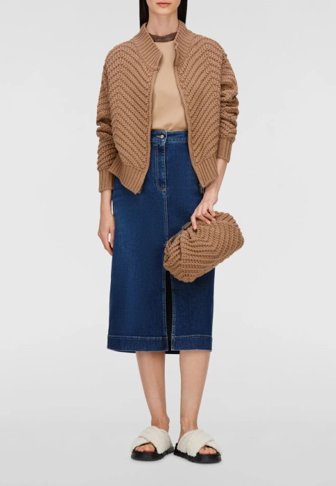 юбка  по цене 49630 руб вид справа