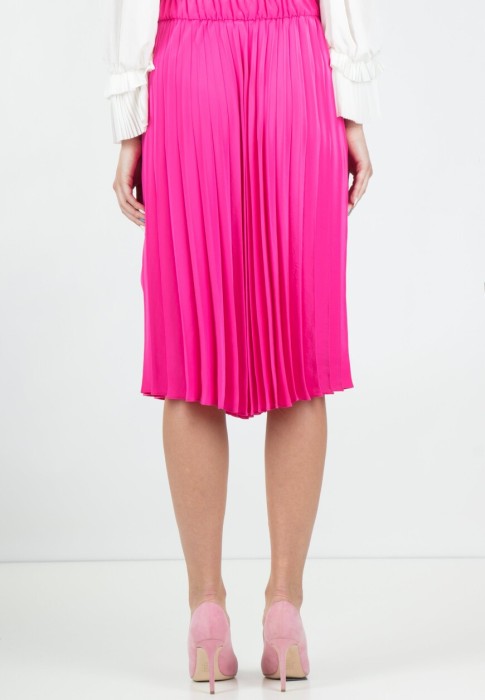 Товар розового цвета с внутренней стороны