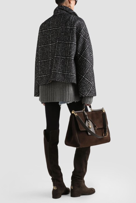 жакет  по цене 520000 руб вид справа