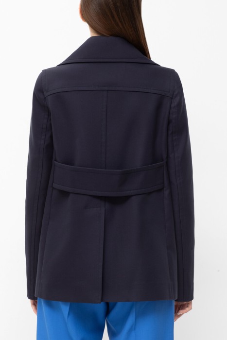 жакет  по цене 180400 руб вид справа