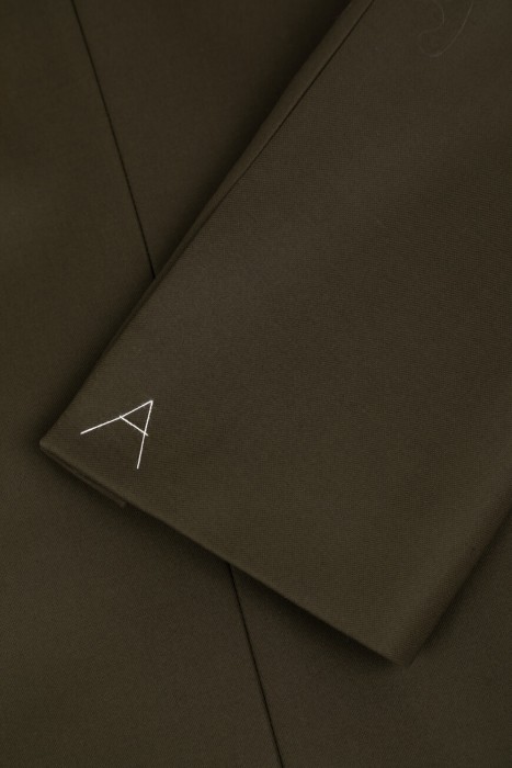 жакет  делового стиля с лицевой стороны