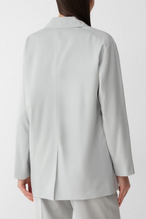 жакет  по цене 204600 руб вид справа