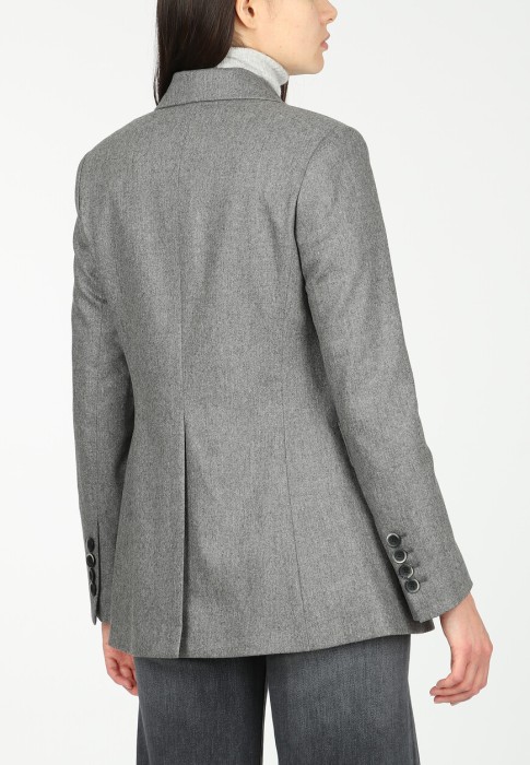 Товар серого цвета с внутренней стороны