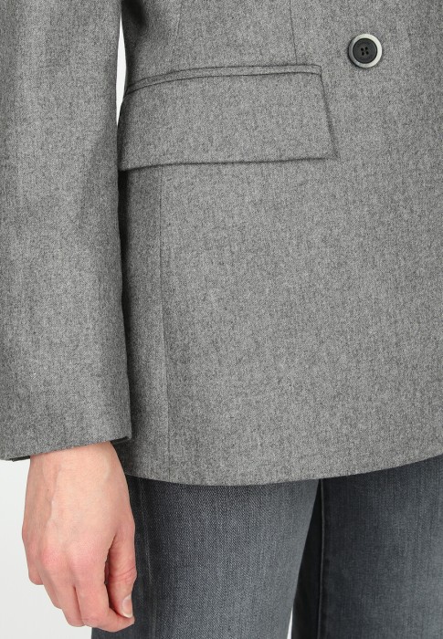 жакет  универсального стиля с лицевой стороны