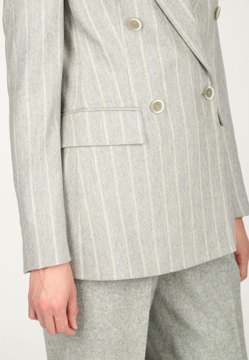 Продукция для женщин фото