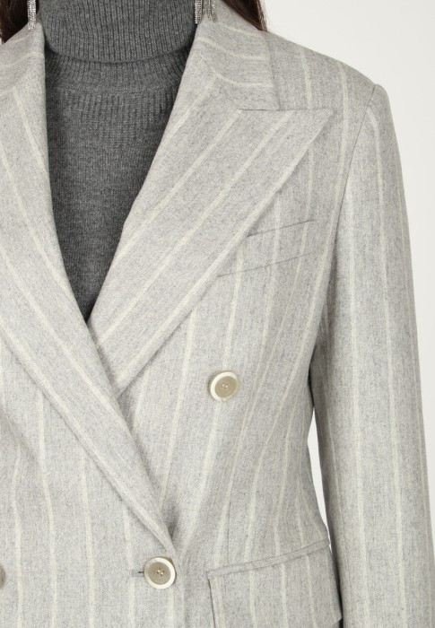 жакет  для взрослого возраста с изнаночной стороны