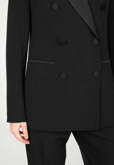 Продукция для женщин фото