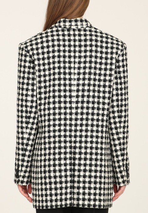 Товар черного цвета с внутренней стороны