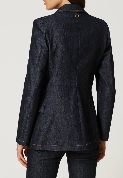 Товар синего цвета с внутренней стороны