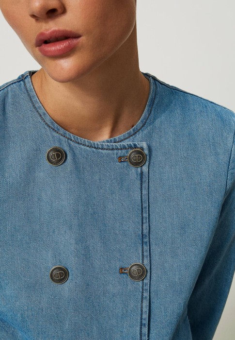 жакет  из проверенных материалов спереди