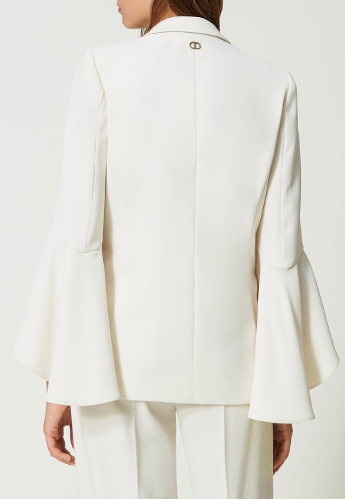 жакет  из италии вид сбоку