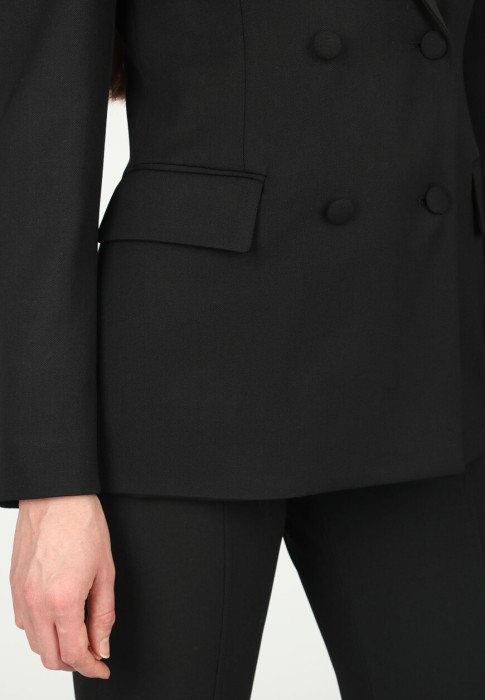 Продукция для женщин фото