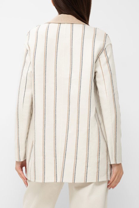 жакет  от бренда loro piana вид слева