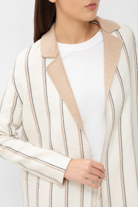 жакет  из кашемира спереди