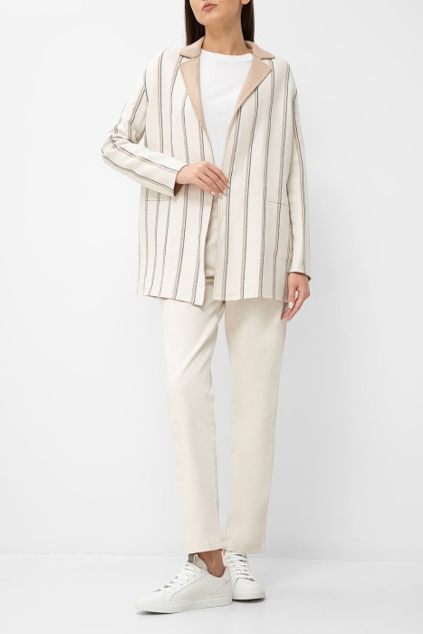 жакет  универсального стиля с лицевой стороны